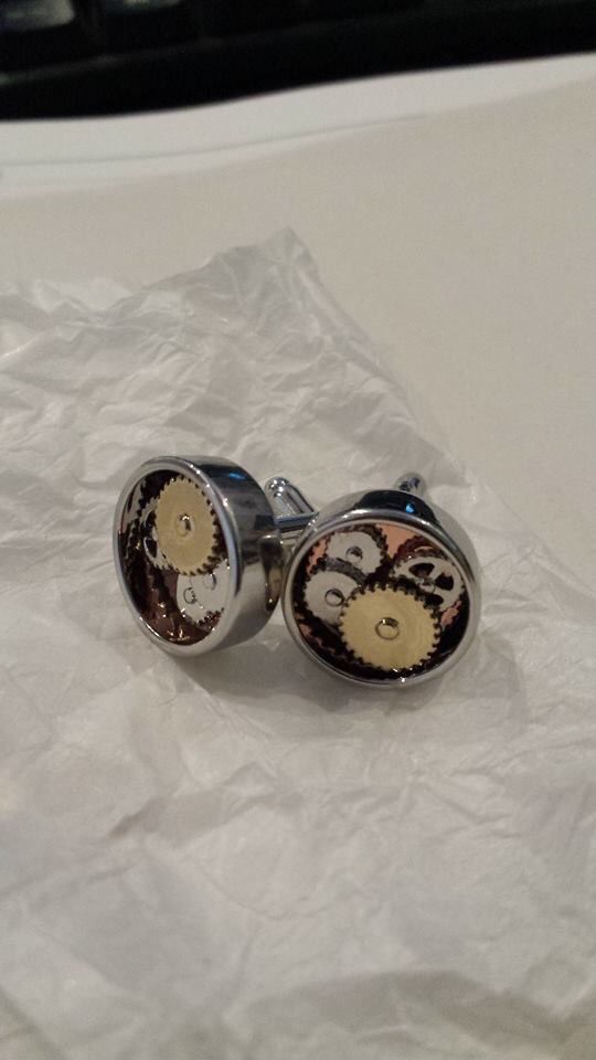 1 kpl - Rannekello korvakorut vintage steampunk - ei parii