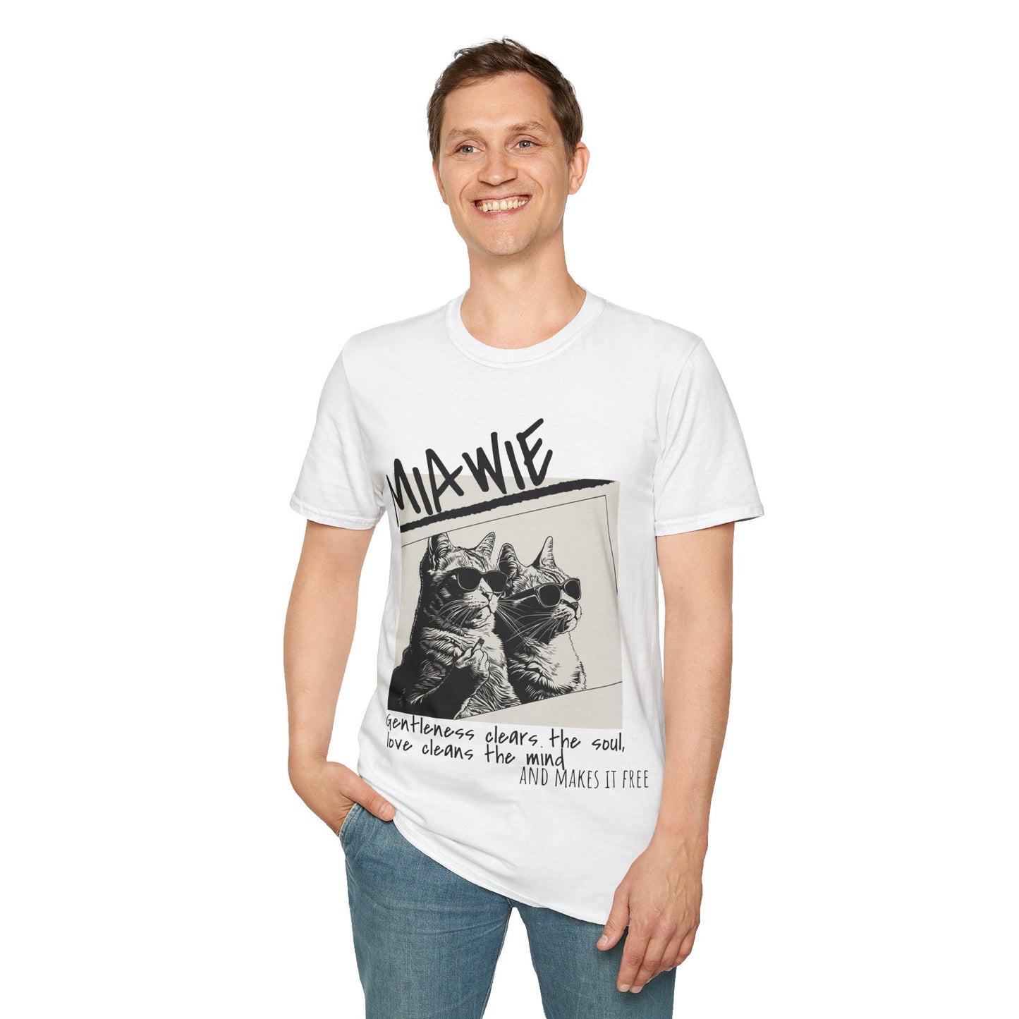 Pehmee ja Monikäyttönen T-Paita - MIAWIE