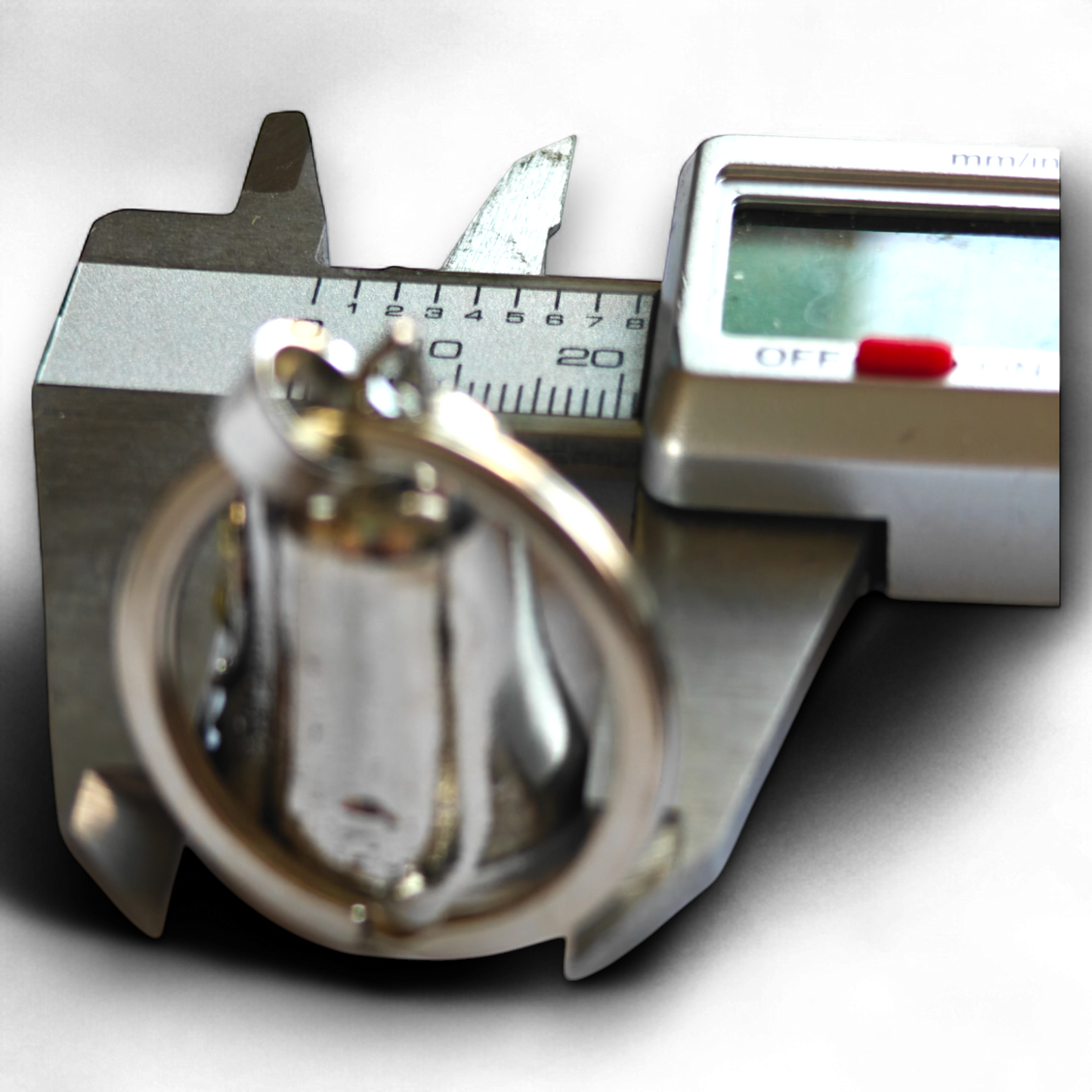 Pirunkello - Motorist's protective watch: middle age