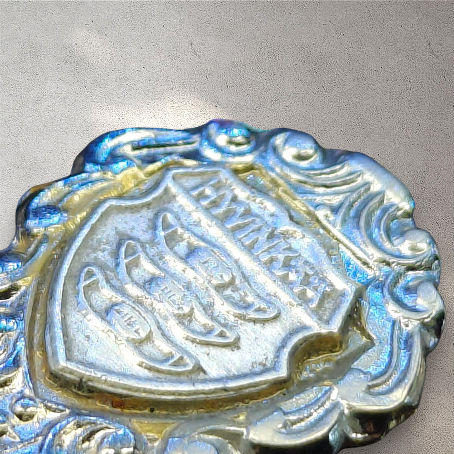 Hellundian muistojen koruja - NahkaJaakko aterinkorut: lusikka, haarukka, veitsi