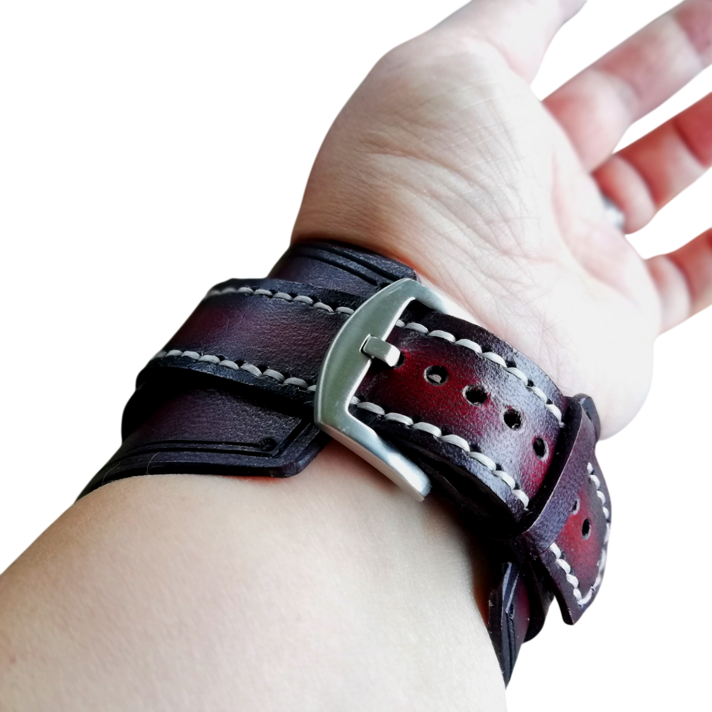 NahkaJaakko Varjokallo Kellonranneke tai nahkaranneke - kumman haluat?