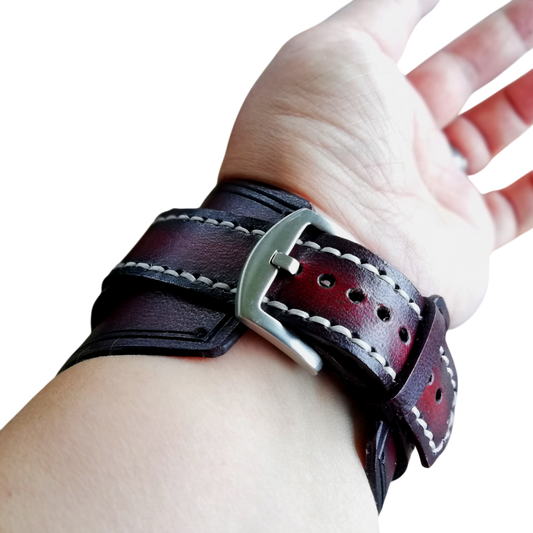 NahkaJaakko Varjokallo Kellonranneke tai nahkaranneke - kumman haluat?