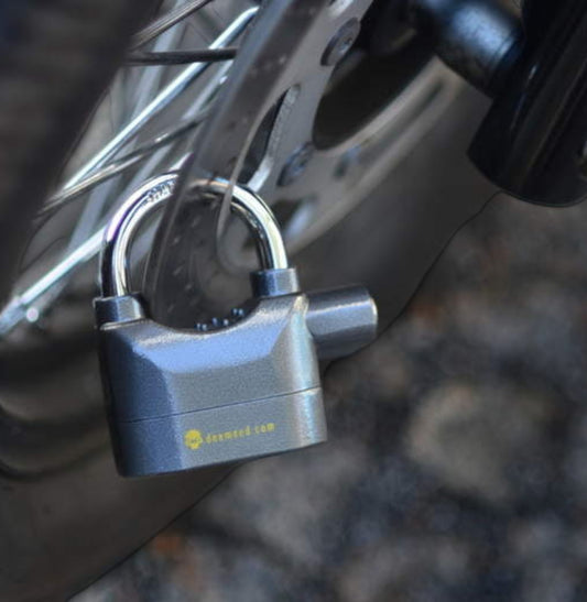 DEEMEED lukkojaa- hälyllä ja ilman