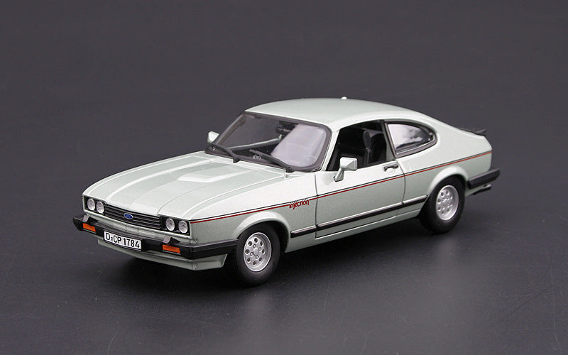 1982 Ford Capri Classic – Pienoismalli, joka vie sinut menneisyyteen