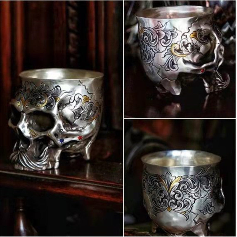 Gothic skull Metal mug