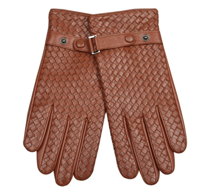 Stylish and warm sheepskin gloves