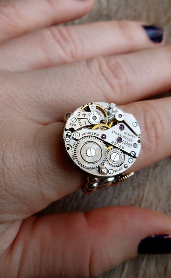 Rannekello sormus vintage steampunk