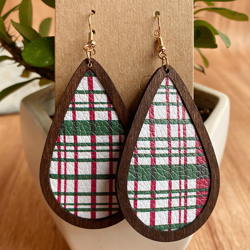 Christmas PU Leather Litchi Pattern Wooden Frame Earrings