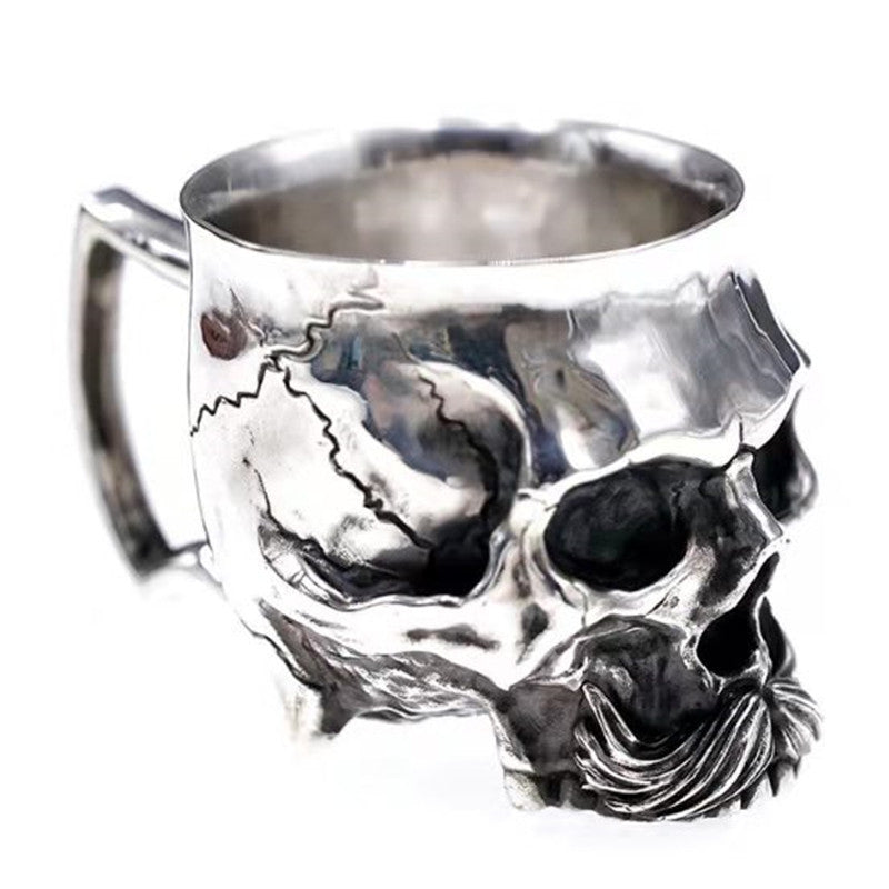 Gothic skull Metal mug