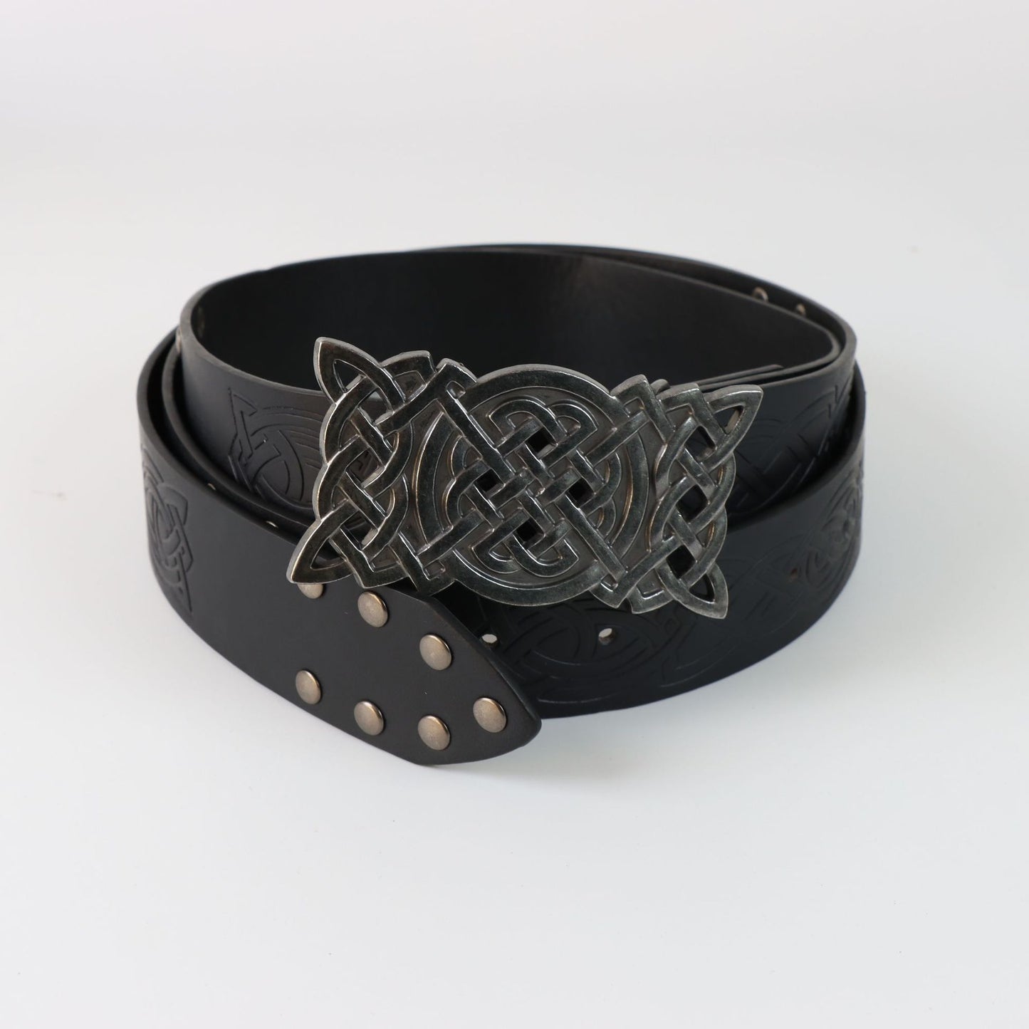 Viking Style Skateboard Buckle Embossed Rivet Belt