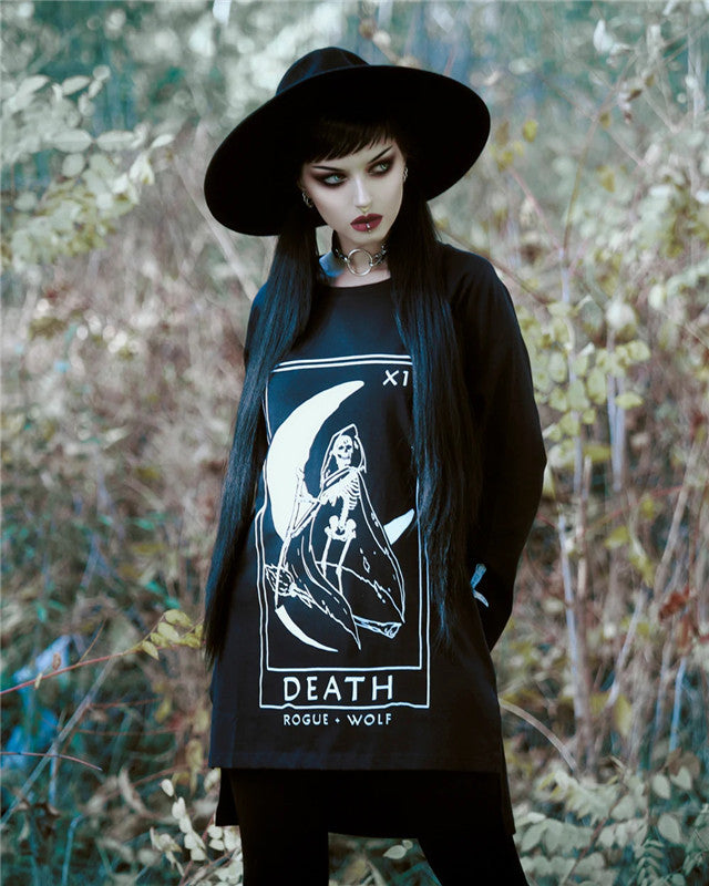 Autumn And Winter Gothic Dark Moon Letter Printing Round Neck And Long Pattern Sweater