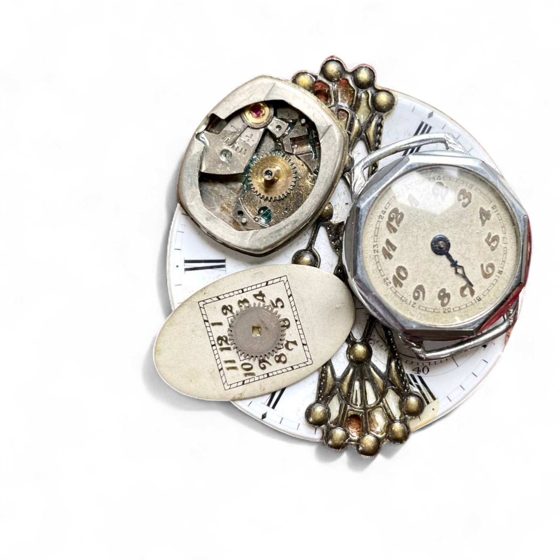 Rannekello rintarossi kello ja koneisto