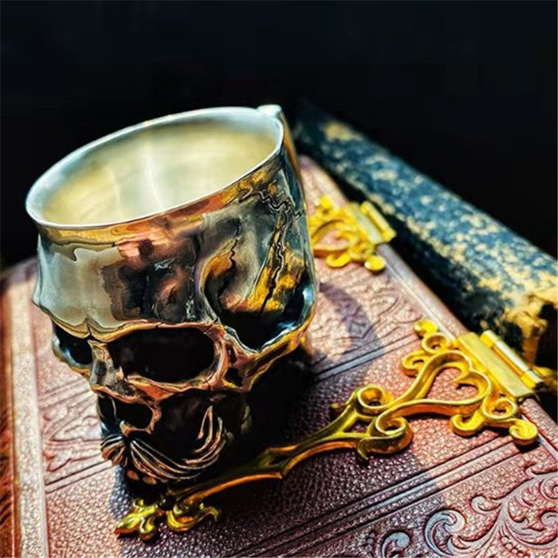 Gothic skull Metal mug