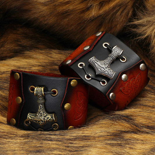 Nordic Viking Thunderbolt Hammer Cowhide Bracelet