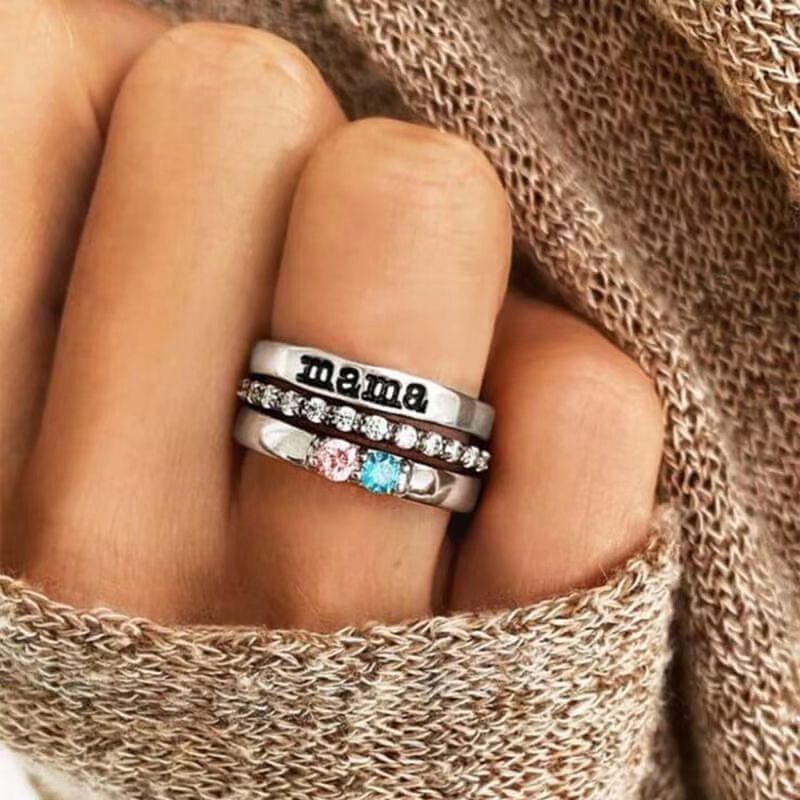 Nice birth moon ring: mama