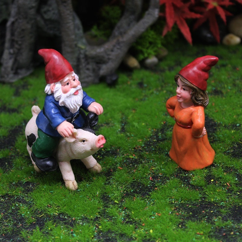 Creative Micro Landscape Dwarf Ornaments Christmas Fun Dwarf Riding Pig Garden Resin Decorations